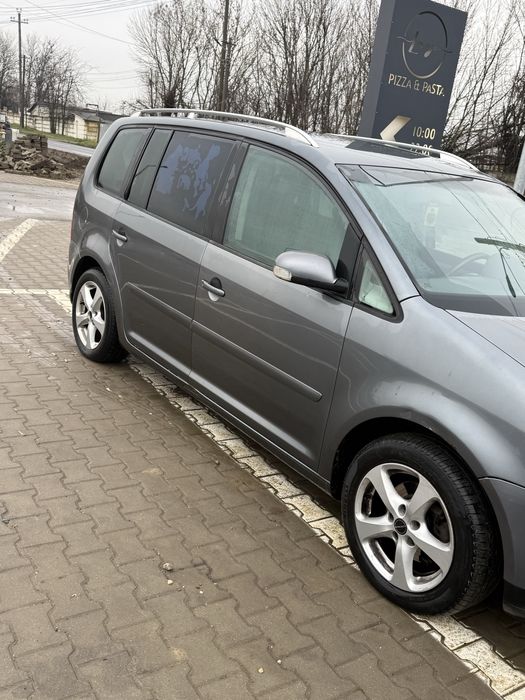 Vand masina volkswagen turan