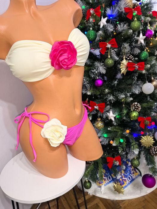 Costum de baie nou mărimea M