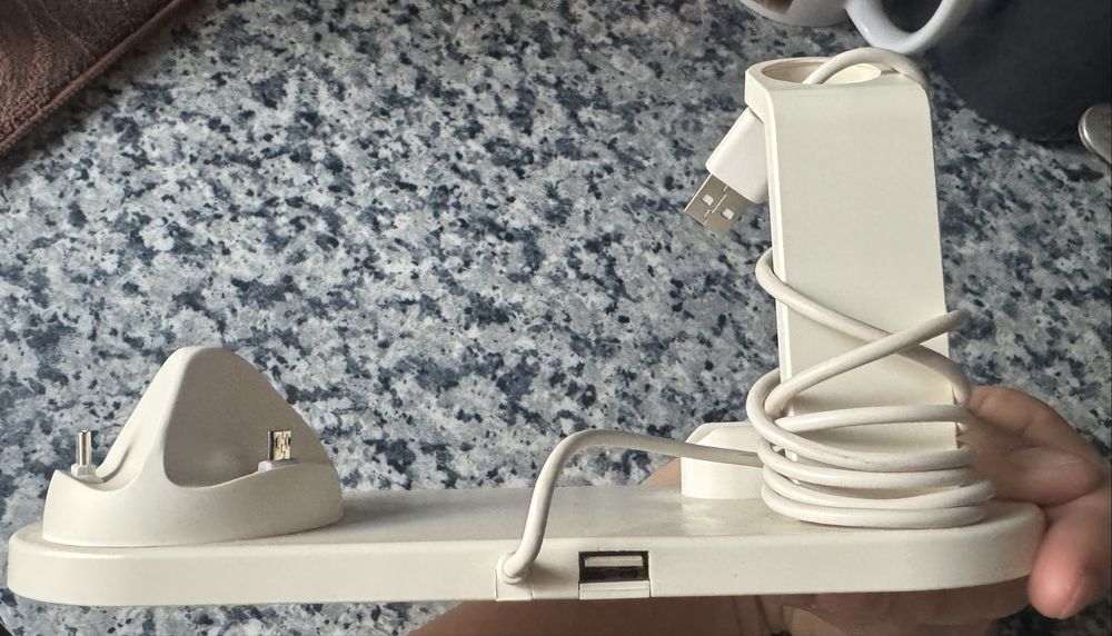 Док-станция для 4-х устройств