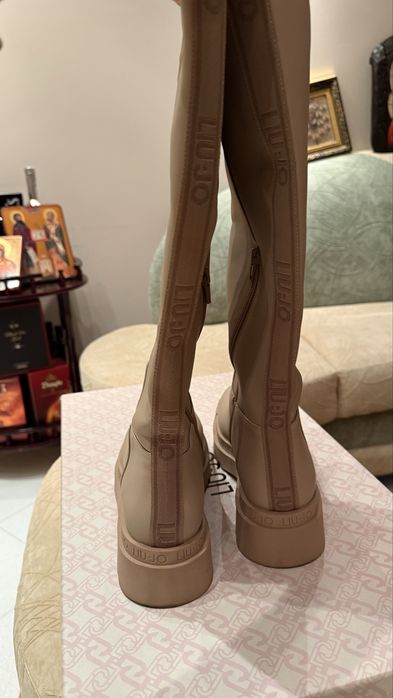 Зимни дълги ботуши  Liu jo