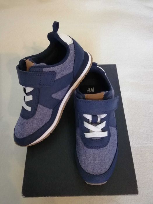 Нови детски маратонки за момче