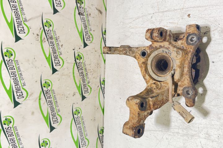 Portfuzeta fata dreapta Audi A4 B5