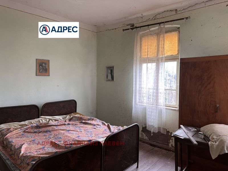 Къща в Плевен, област-с.Телиш площ 160 цена 21000