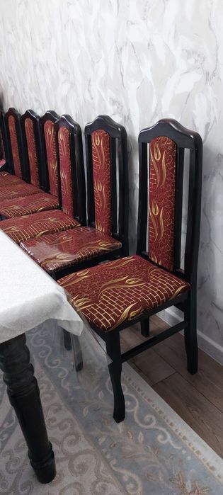 Стол и стулья комплект