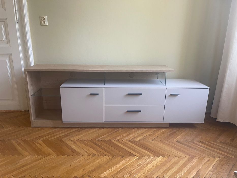 Comodă TV NOUĂ de vânzare