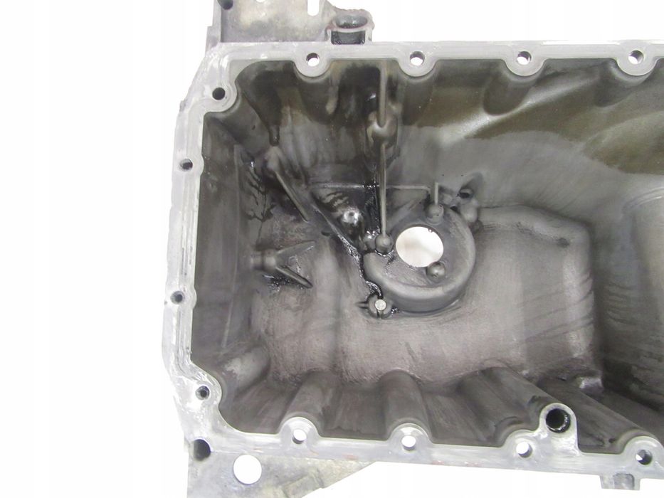 Картер за BMW e70 X5 e71 X6 M57n2 235k 286km 3.0d 3.5sd dx 7796325