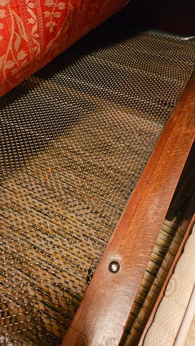 Масивно дървено легло