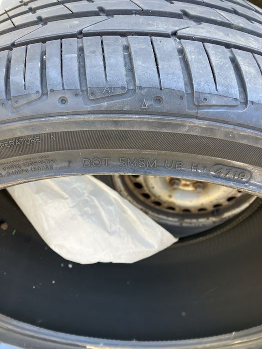 Гуми  Hankook 285/35/22 в отлично състояние