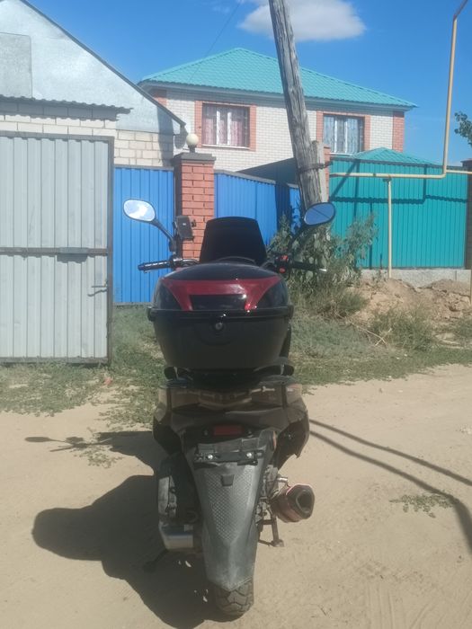 Продам скутер макси