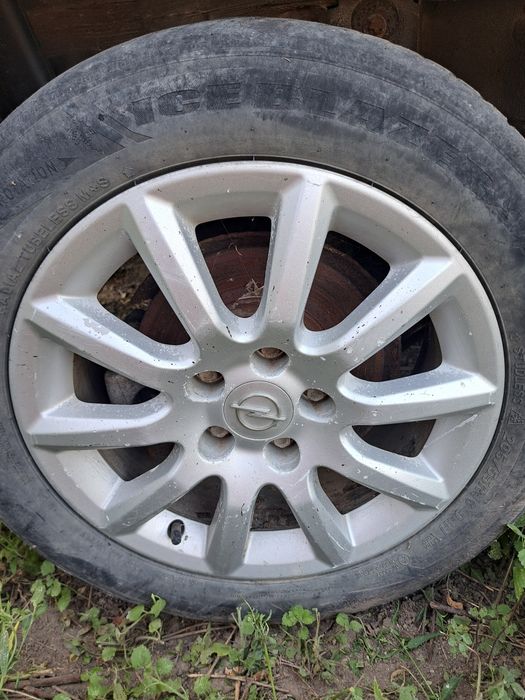 Vând jante Opel și  Borbet- 7Jx16H2- 205 55 R16