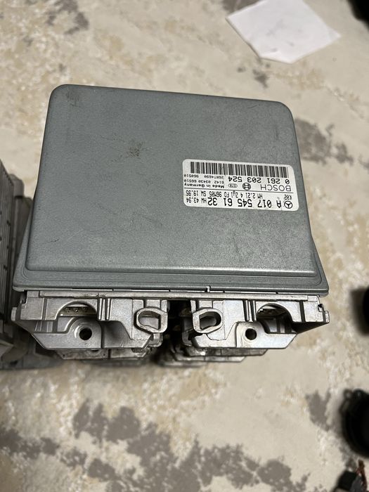 Разбор привозной мерседес 124/202