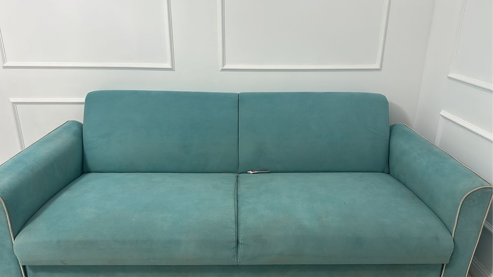 Ботинка и белый спартивный