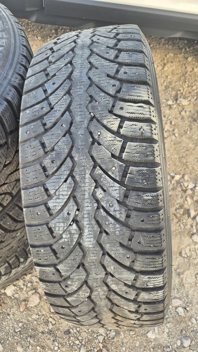 Зимние шины 225/60R18