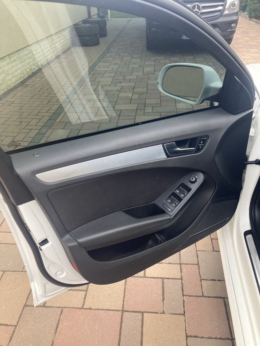 Vand audi A4 s-line din 2010
