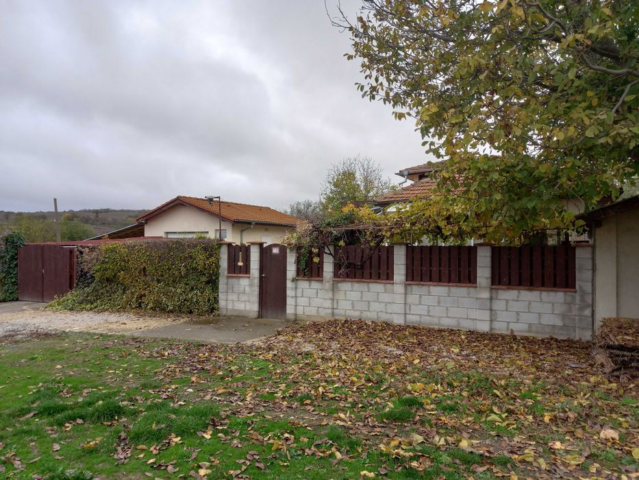 Къща за продажба близо до Варна