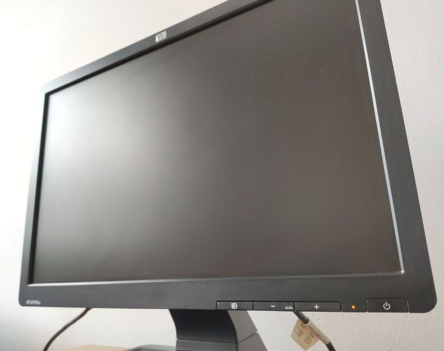 Монитор HP LE1901W 19" 1440х900