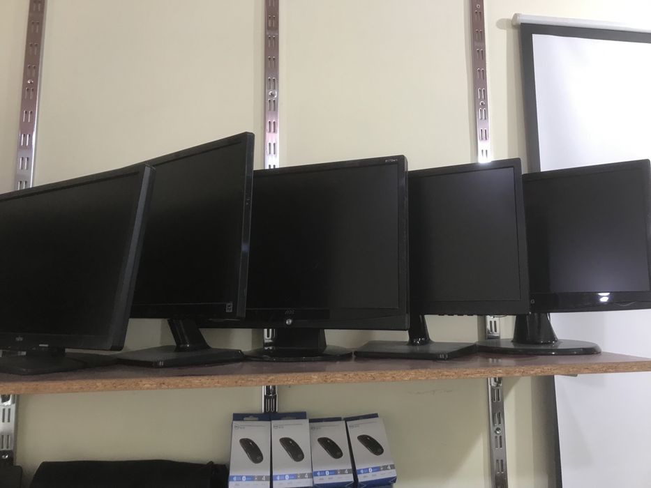 19lik  monitorlar sotiladi