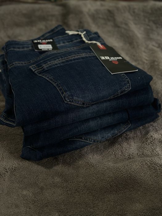 продам новые джинсы