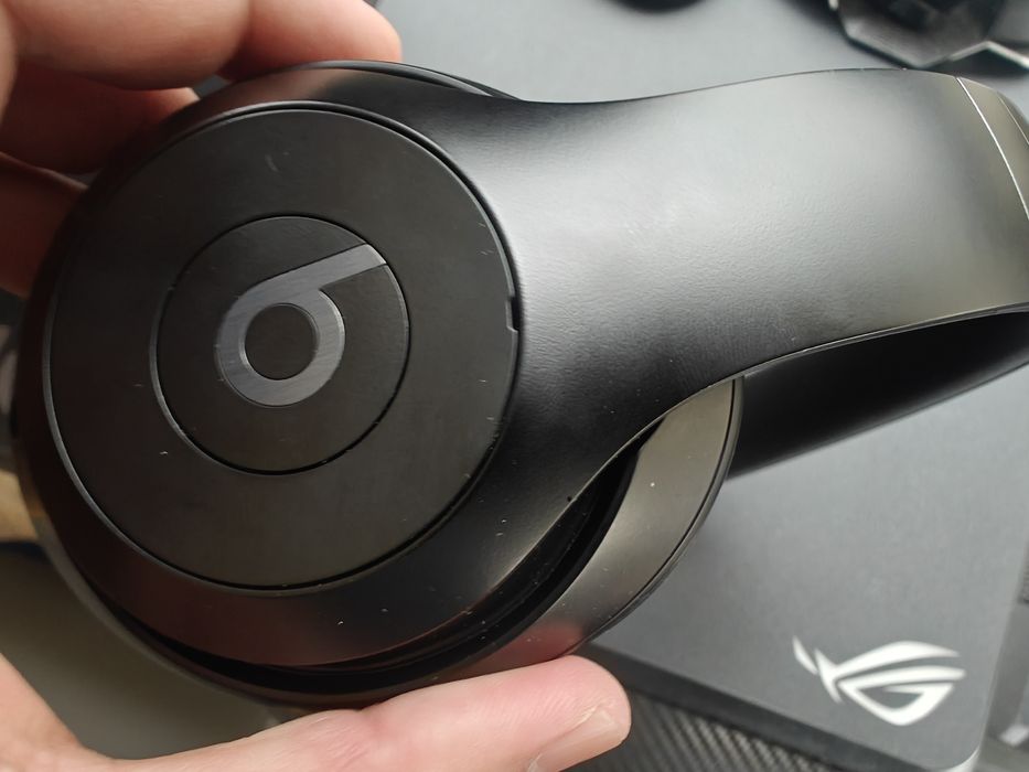 Beats studio pro безжични слушалки