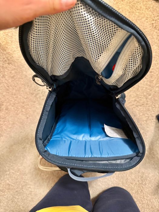 Osprey Skarab 18 + rezervor hidratare – stare foarte bună