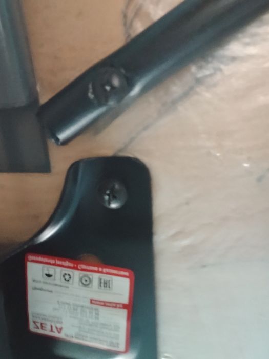 Продам кресло срочно.