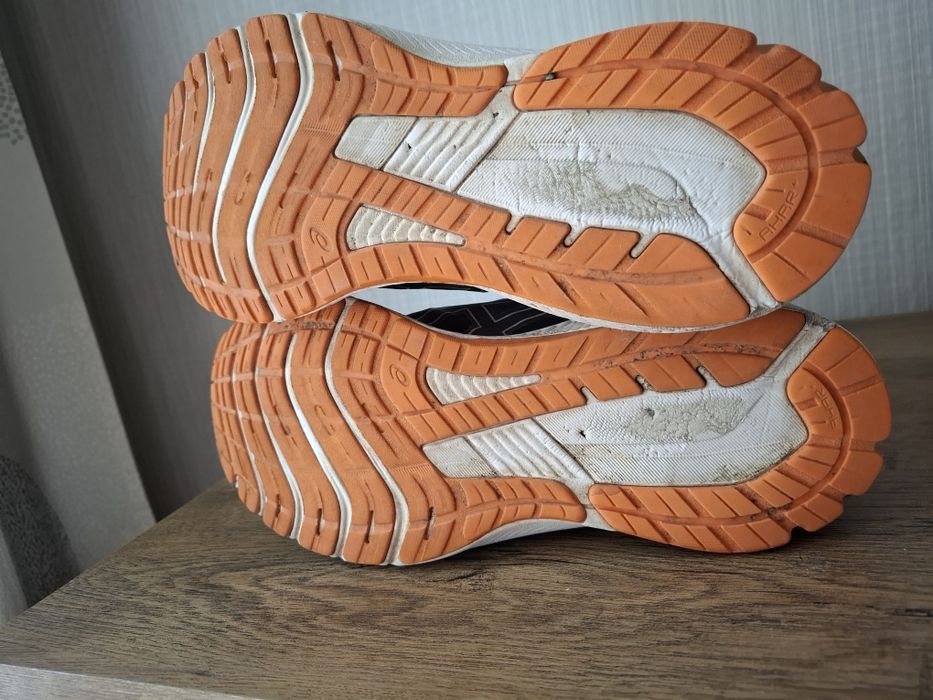 Asics gel GT 1000 11 маратонки 43 номер.