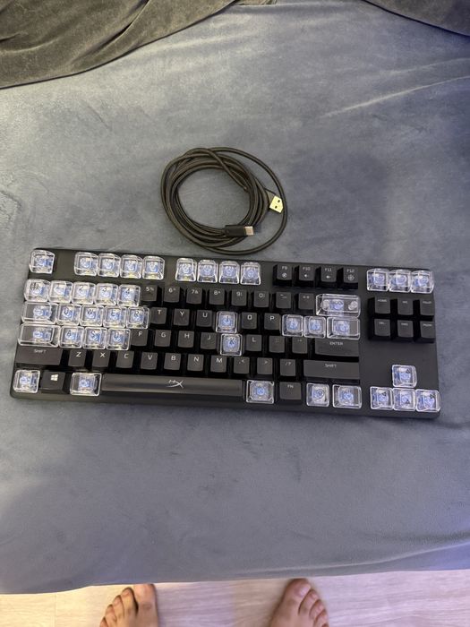 Tastatuta mecanica gaming rgb Hyperx Alloy Origins Core