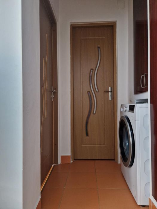 Apartament 2 camere semidecomandat la cheie