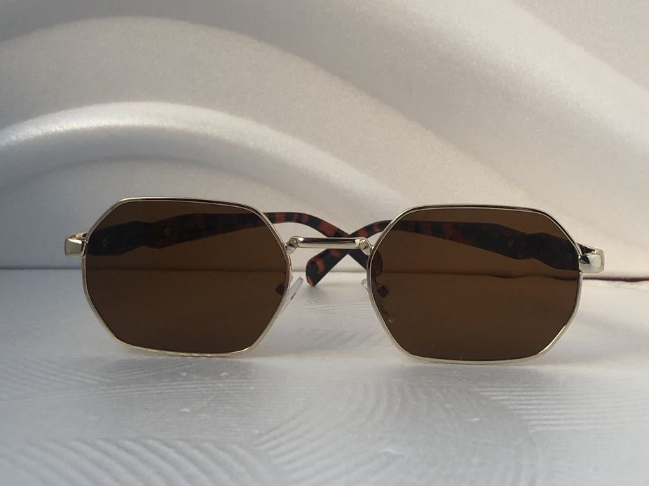 Модерни дамски слънчеви очила