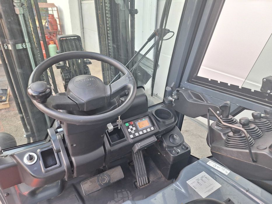 Електрокар Toyota 8FBM20T