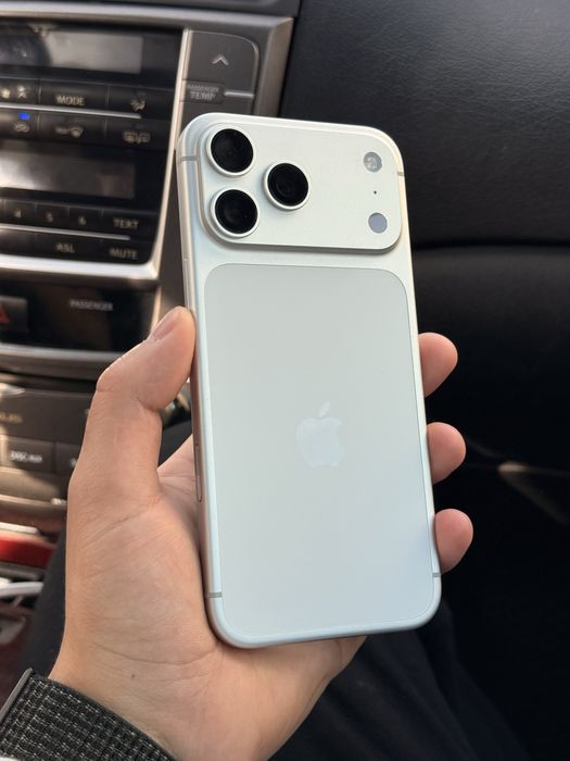 iPhone 17 Pro Max 2TB Silver