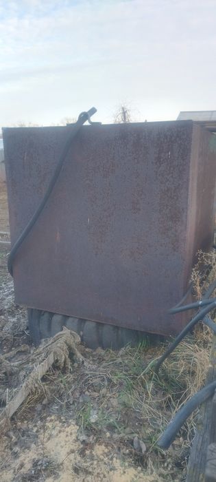 Продам ёмкость 2.3 куба