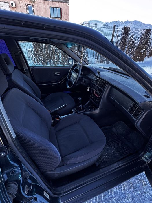 Продам Audi 80 B4 2.0