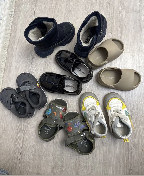 Обувь на мальчика зимние и летние отличного качества