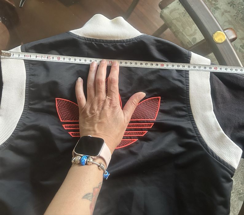 Тънко яке Adidas