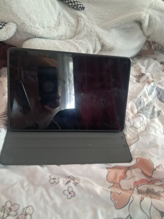 Продам планшет срочно