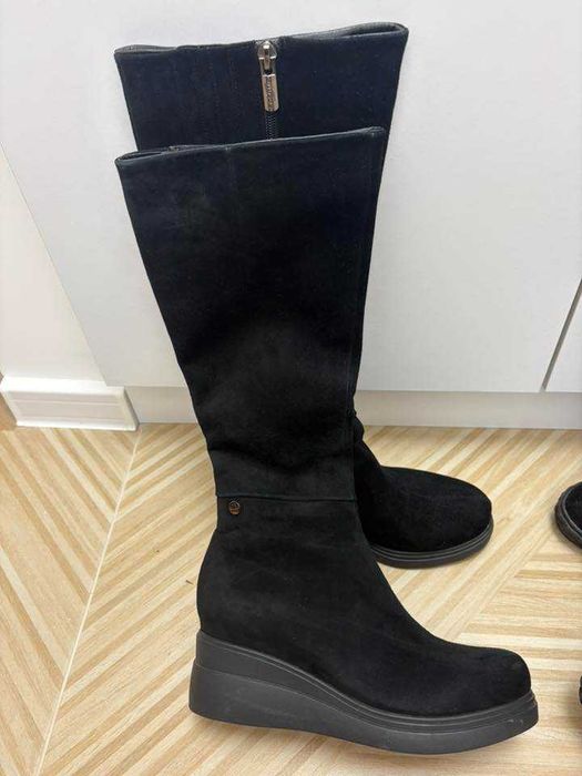 Дамски боти и ботуши