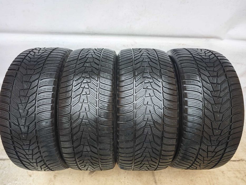 Anvelope 275/40/19 + 245/45/19 iarna M+S Hankook
