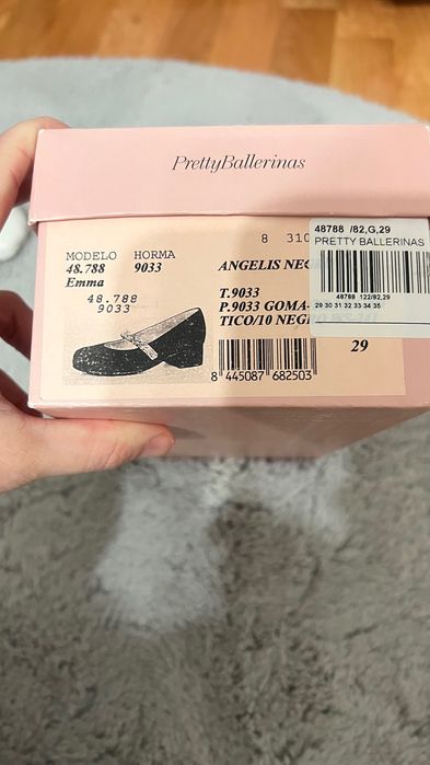 Детски туфли Pretty Ballerinas 29 размер, уголеменени. Като нови.