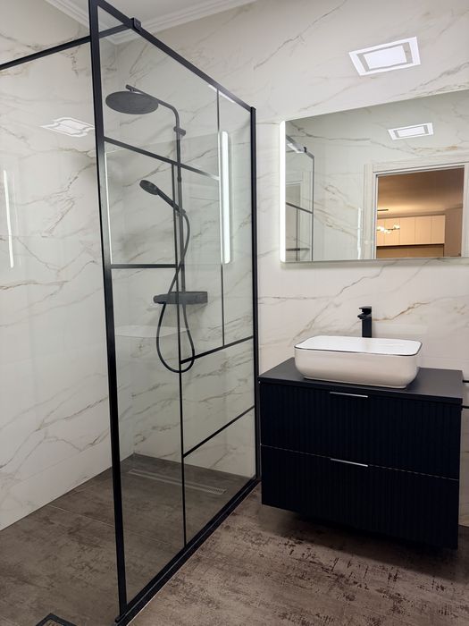 Inchiriez apartament  2 camere , zona BMW