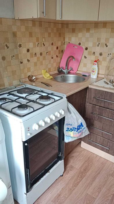 Продам 1 комн. квартиру Республики 21