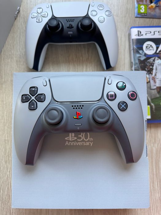 Sony PlayStation 5 / 2 джойстика / FC26, NBA26, UFC5