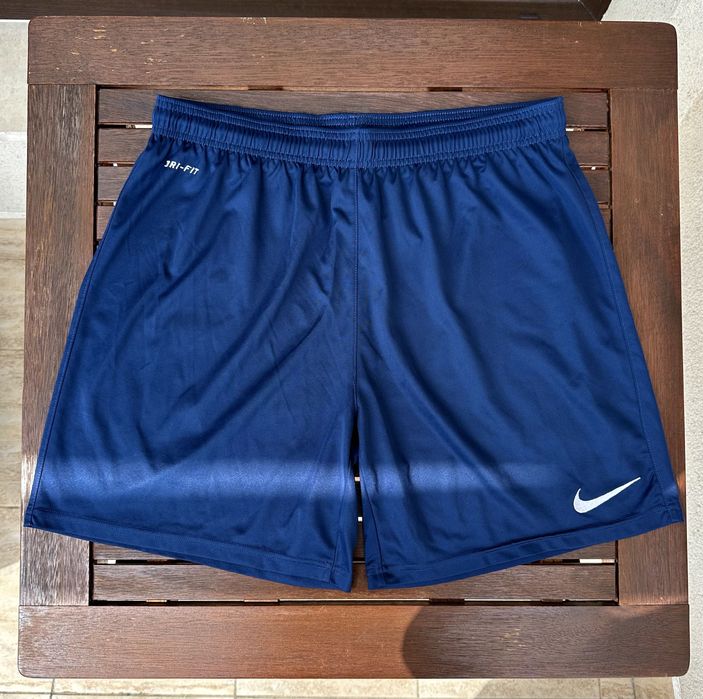 Мъжки къси панталони Nike Dri-Fit - размер М, много добро състояние