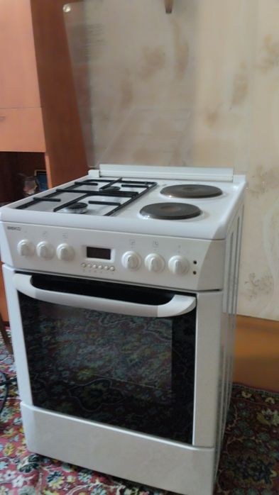 Электогазовая плита