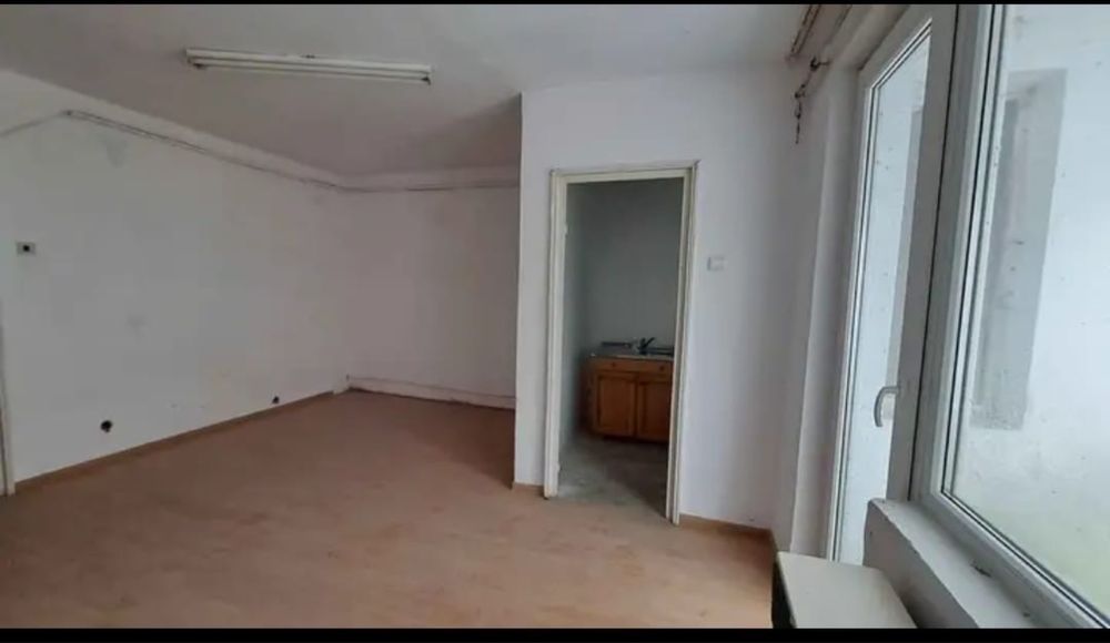 Garsonieră 30 mp – Zona Luminișului, etaj 2