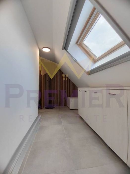 Продава се Двустаен апартамент в Бургас, Възраждане - 91 кв.м за 1814 €/кв.м - Снимка #8