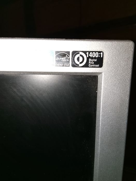 Монитор LG l17 19s 17 диагональ