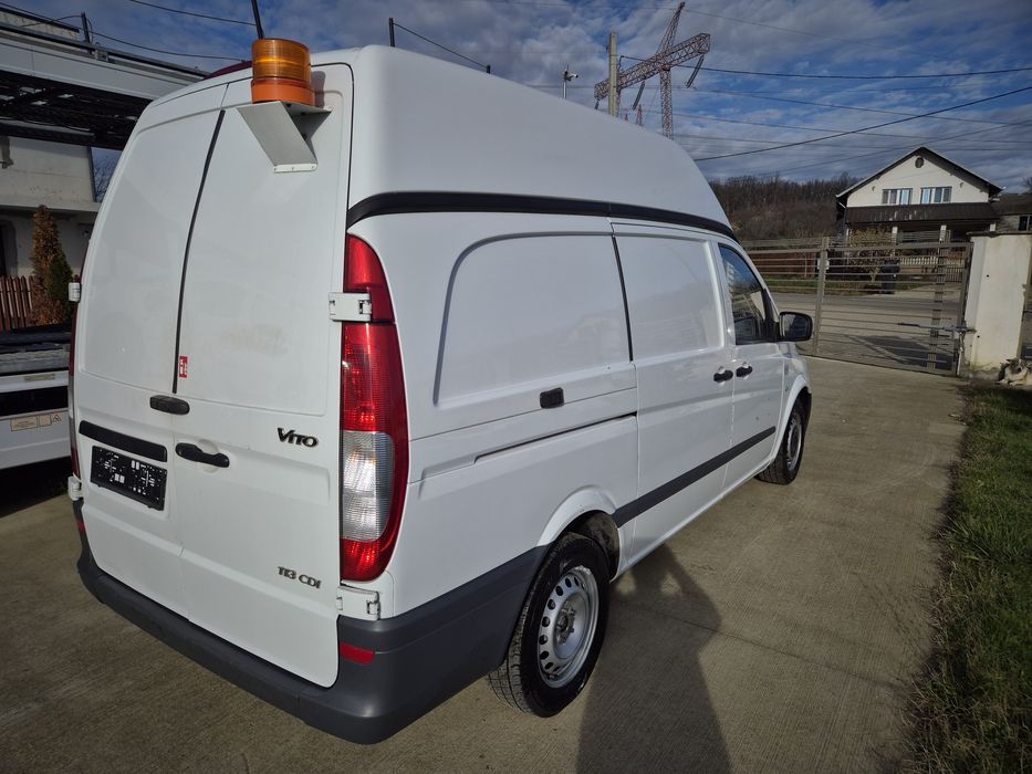 Mercedes Vito  136 CP,  2011  145000 km Campervan/Autorulota