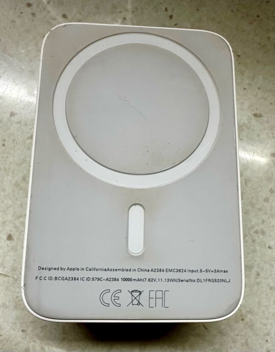 Продам акумулятор,зарчдка для Iphone