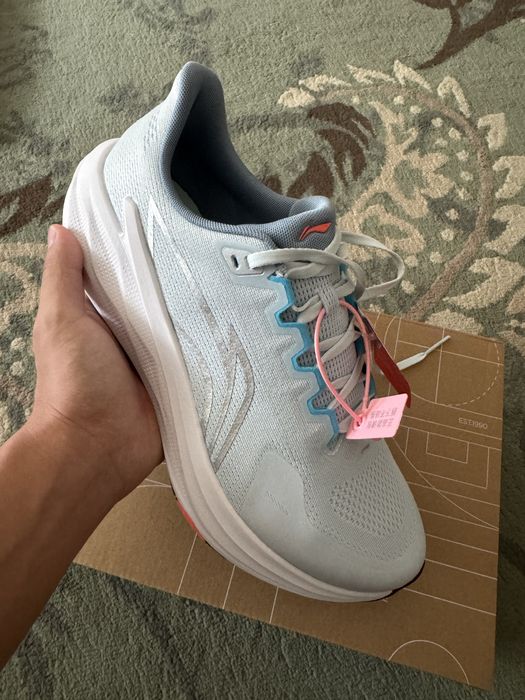 Li-Ning Super Light 22
